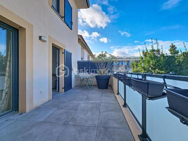 Appartement deux chambres avec double terrasse
