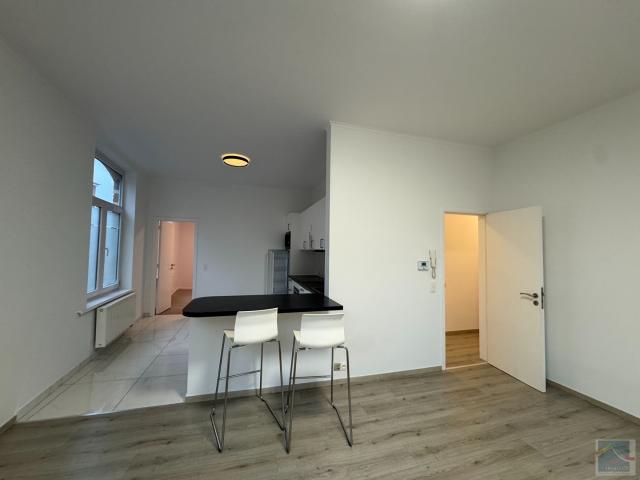 appartement deux chambres proche des Commissions