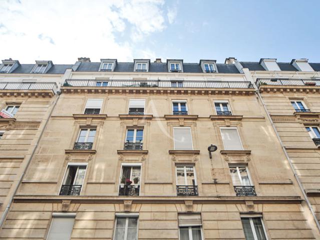 Appartement deux pièces 35 M² PARIS 12 Métro MICHEL BIZOT