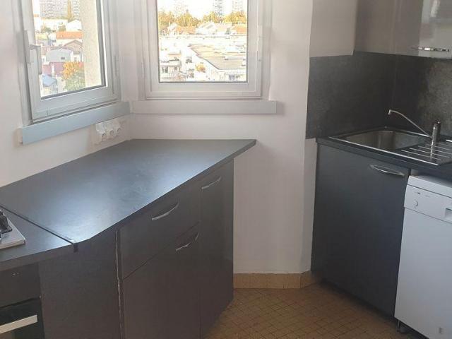 Appartement deux pièces Asniéres