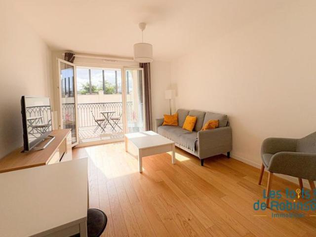 Appartement deux pièces avec balcon