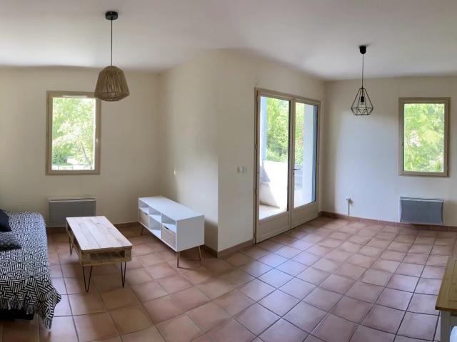 Appartement deux pièces avec parking