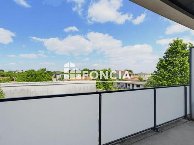 Appartement deux pièces centre ville Bassens