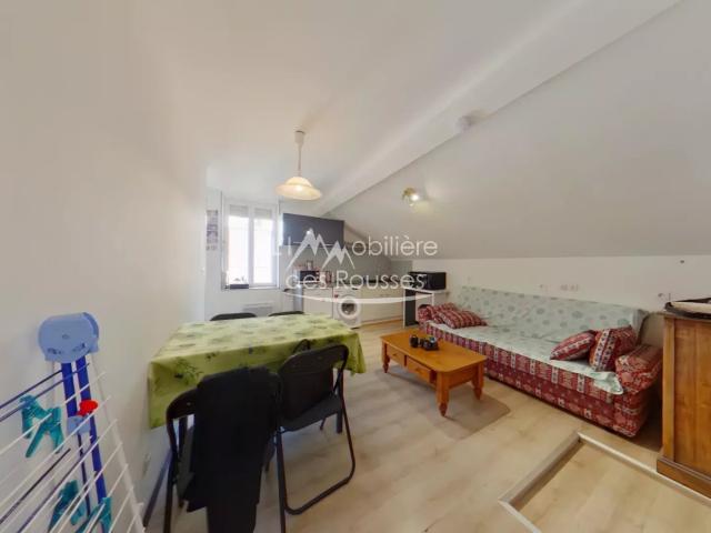 Appartement deux pièces centre ville de MOREZ