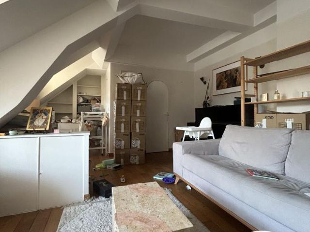 APPARTEMENT DEUX PIECES RUE DE L'ODEON