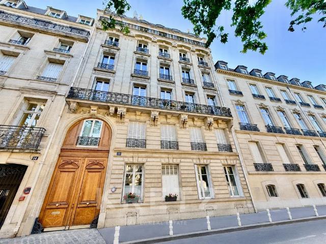 Appartement d'Exception au Coeur du 7? Élégance Haussmannien. 139m² Paris 7ème