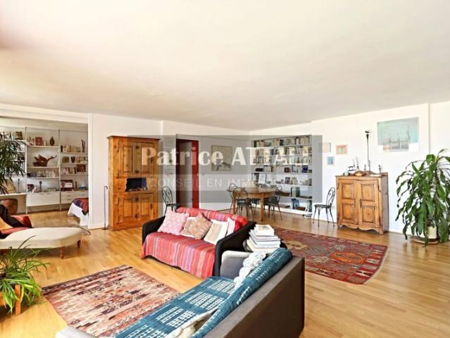 Appartement d'exception au dernier étage