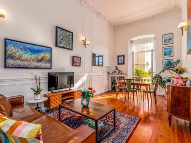 Appartement d'exception au sein d'une résidence bourgeoise histo