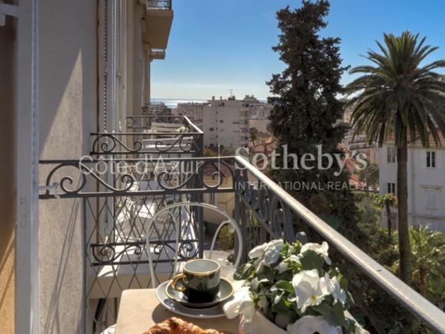 Appartement d'exception à Cannes Vue mer
