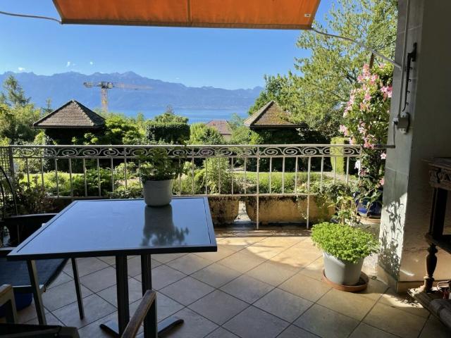 Appartement d'exception de 200 m2 à Pully avec vue panoramique