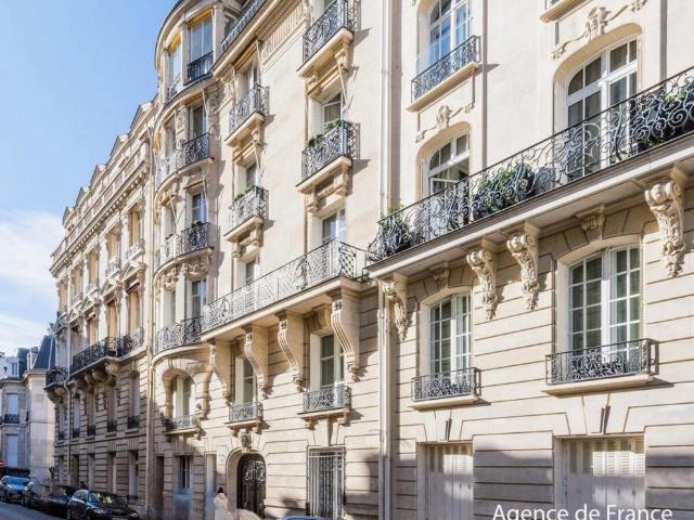 Appartement d'exception de 7 pièces, 240 m2, rue Spontini