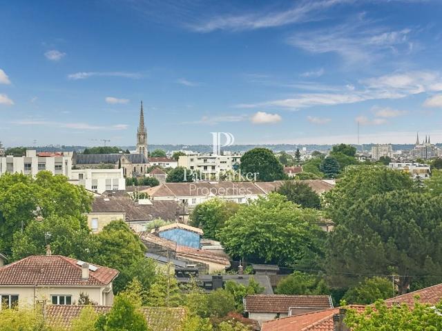 Appartement D'exception Dernier Etage Terrasse Balcon Cave A. 86m² Bordeaux