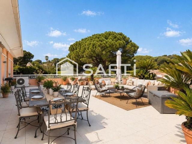 Appartement d'exception en dernier étage au calme 97m² Saint Raphaël