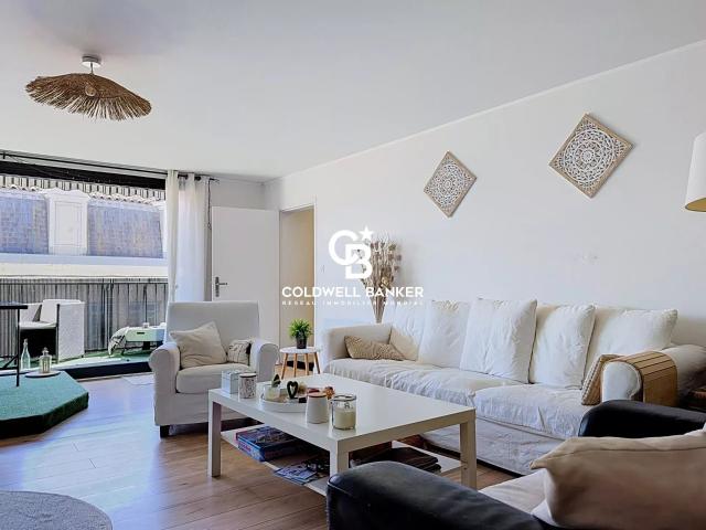 Appartement d'exception 190 m² avec balcons – Saintes centre. 190m² Saintes