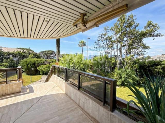 Appartement d'Exception 270 m² + Terrasse 100 m² Vue Mer