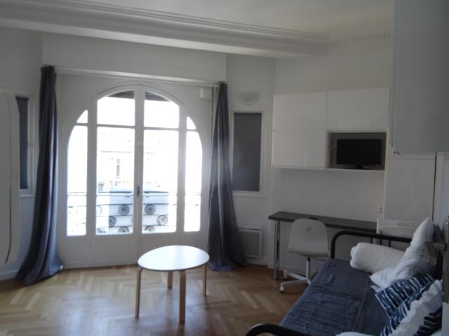APPARTEMENT DIVISE EN 4 STUDIOS