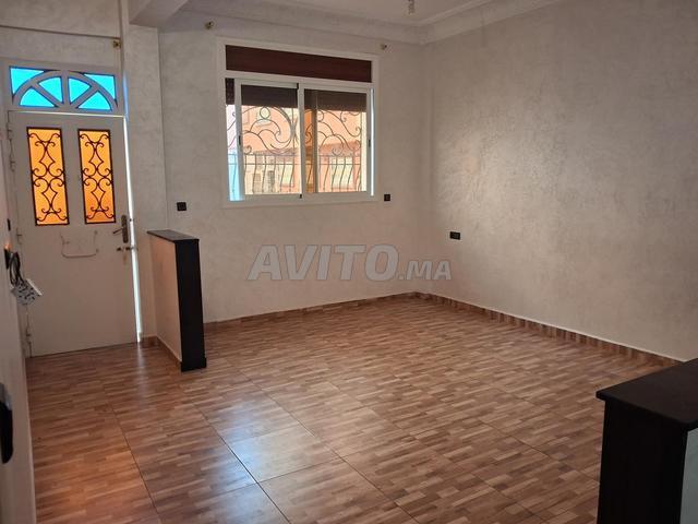 Appartement double façade aéré 100 m² à Drarga