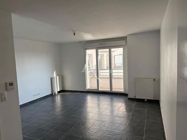 Appartement Drancy 3 pièce s 66m2, 2 parking centre ville