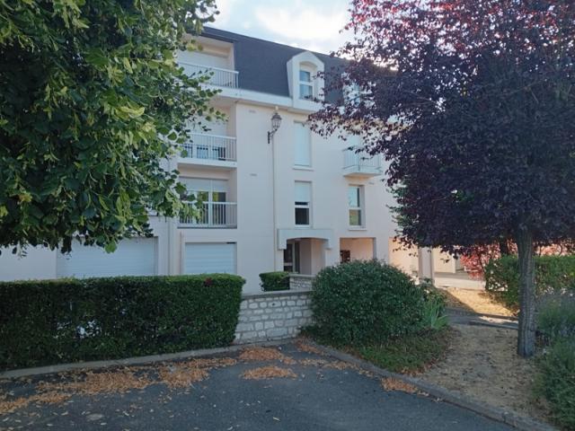 Appartement du centre ville avec balcon et garage