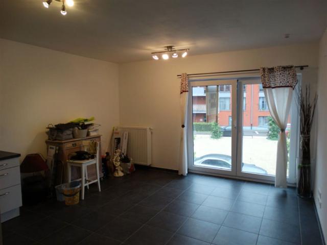 Appartement d'une chambre de +/ 50m² situé face à la gare