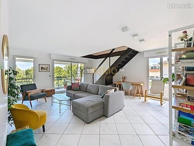 Appartement duplex 103 m² | Terrasse et garage| Annemasse centre