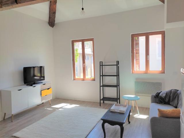 Appartement Duplex 50m² tout neuf intra muros proche palais