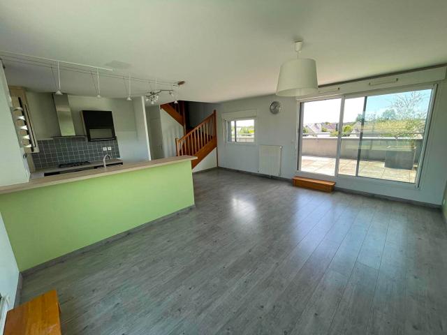 Appartement duplex 90m2 en dernier étage à Pacé 10min de RENNES