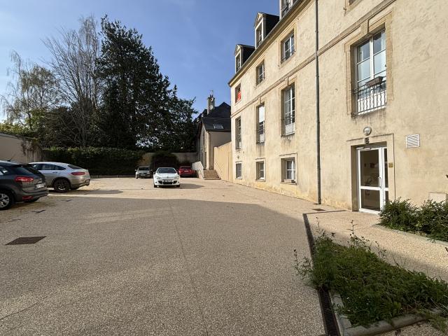 Appartement Duplex Centre ville de BAYEUX 14400