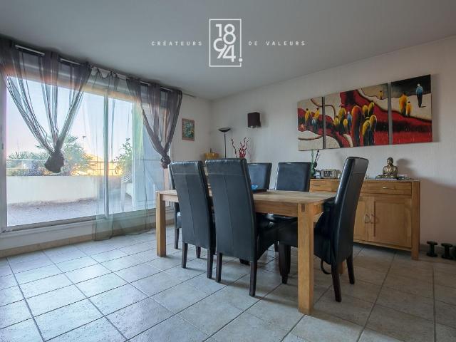 Appartement duplex À Vendre T4/5 106 m2 PARKING + BOX