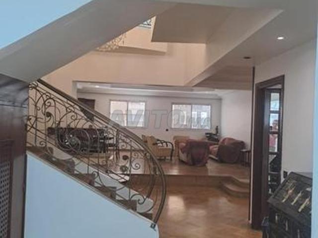 Appartement duplex à louer dans le quartier Racing