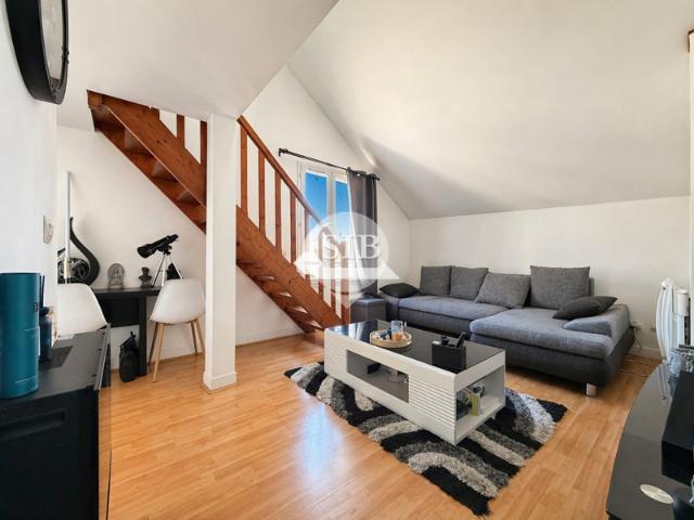 Centre ville Appartement duplex avec parking