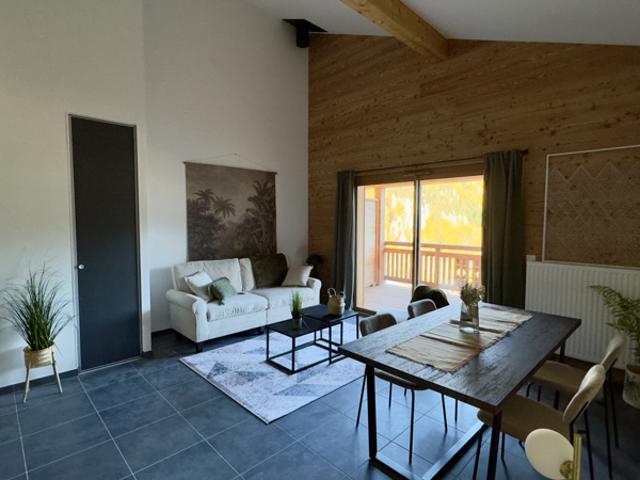 Appartement duplex dans un chalet neuf au pied des pistes et