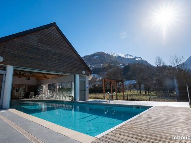 Appartement Duplex dans une résidence de standing à Luz Saint Sauveur