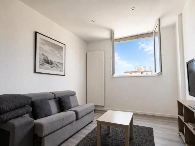 Appartement duplex de 2 pièces rentabilité 8% à Ivry sur Seine