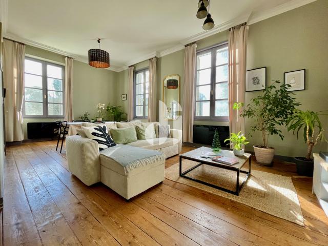 Appartement duplex de charme 159 m2 4 pièces+garage Gradignan
