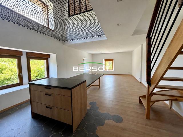 Appartement Duplex Neuf 147 m2 à Loray 4 Chambres Suite Parentale Lumineux Proche Valdahon et Suisse