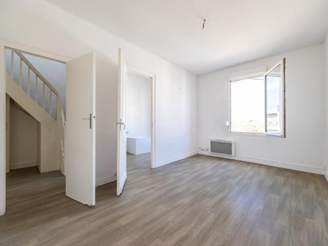 APPARTEMENT DUPLEX T3/T4 MAGENDIE / BARR. DE PESSAC