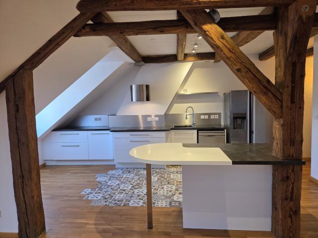 Appartement DUPLEX T4 au centre ville de Pontarlier