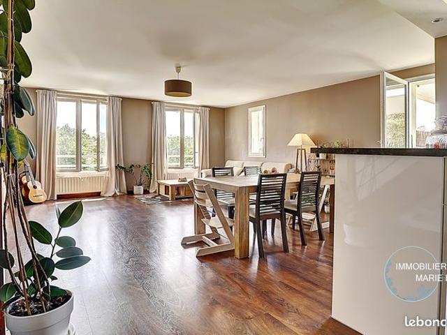 Appartement duplex t4 dans petite residence securisee