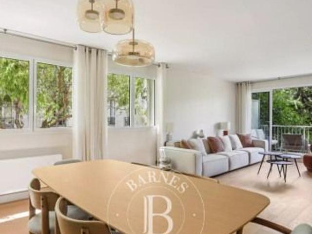Appartement • Ecole Militaire