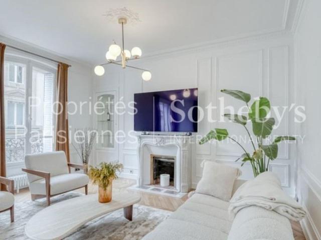 Appartement • Ecole Militaire