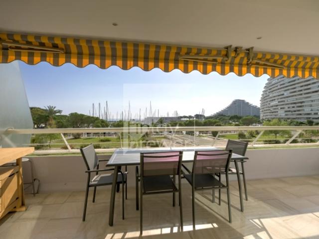 Appartement Élégant avec Vue à Marina Baie des Anges, Villeneuve Loubet