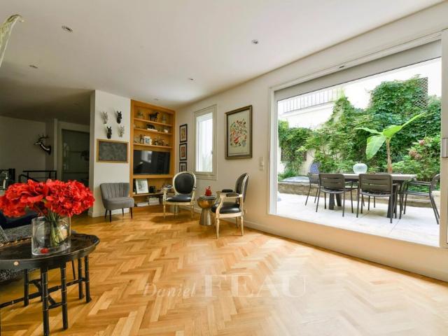 Appartement • Elysées Madeleine