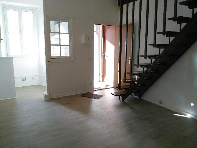 Appartement en triplex à Milly la Forêt