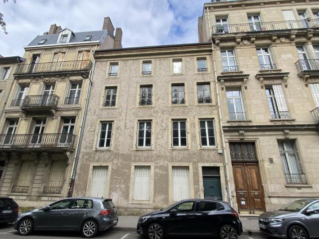 Appartement en vente à Nancy, Grand Est, 90000€