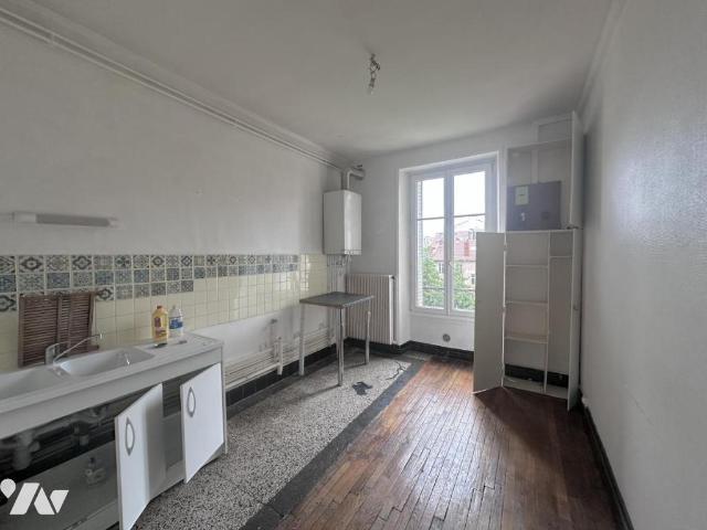 Appartement en vente à Nancy, Grand Est, 117793€