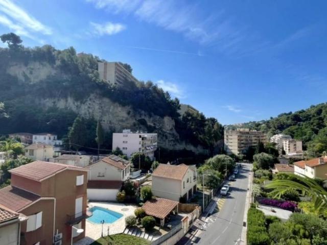 Appartement en vente à Nice, Provence Alpes Côte d'Azur, 168000€