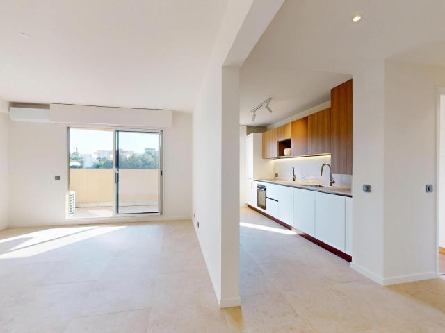 Appartement en vente à Nice, Provence Alpes Côte d'Azur, 329000€