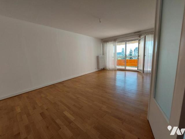 Appartement en vente à Orléans, Centre Val de Loire, 192000€