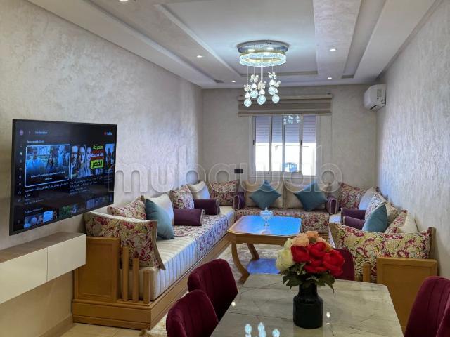Appartement en vente à Ain Mezouar. 5 grandes pièces. Bien meublé